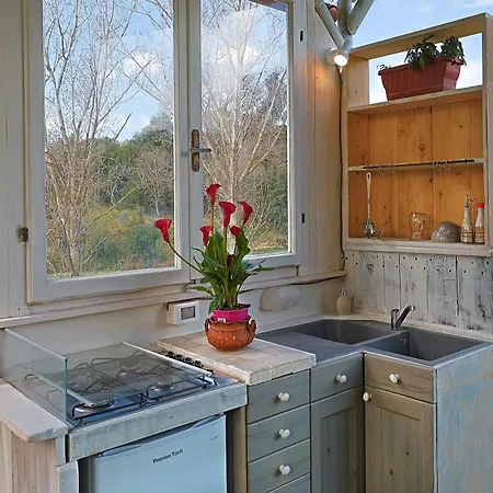 Valle Incantata - Farm And Lab Farm stay