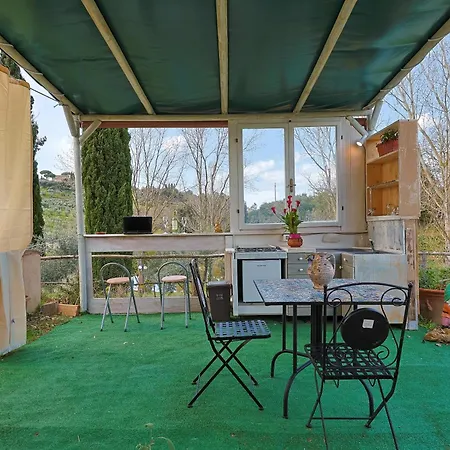 Valle Incantata - Farm And Lab Farm stay *